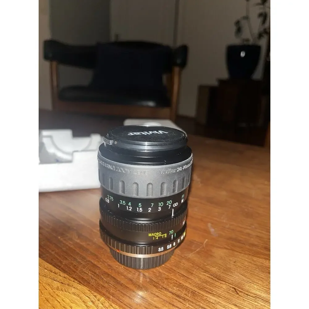 Vivitar 28-70mm F3.5-4.8 Macro Focus Zoom Lens Yashica and Contax camera mount